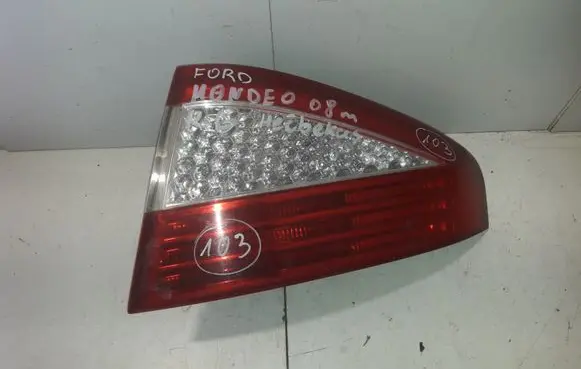 Ford Mondeo MK IV Rear/tail lights 7S7113404A