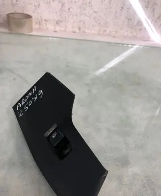 Seat Arona Electric window control switch 6f1867172