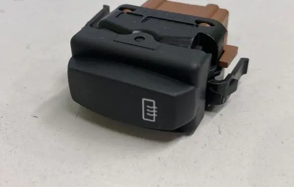 Renault Trafic II (X83) Windscreen/window heater switch 313155A 26488