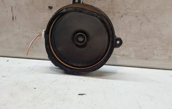 Subaru Outback Front door speaker 86301AG011