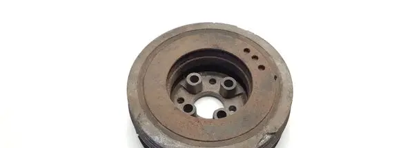 Volkswagen PASSAT B5.5 Crankshaft pulley 038105243
