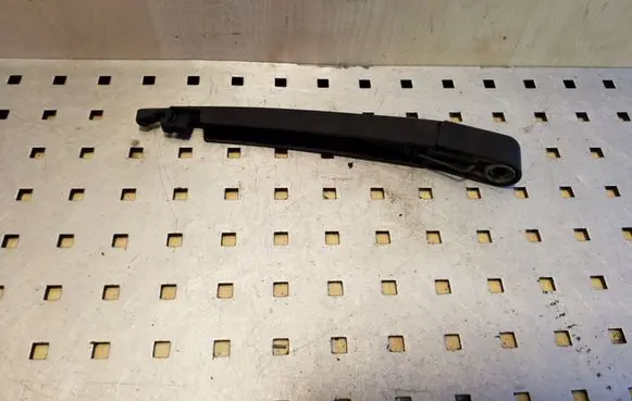 Opel Antara Rear wiper blade arm