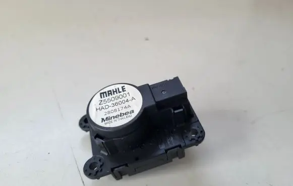 Opel Crossland X A/C air flow flap actuator/motor 2808174A