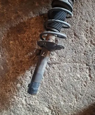 Volkswagen Touran III Front shock absorber/damper 5QA413031AB