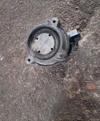Audi A8 S8 D3 4E Engine mount bracket
