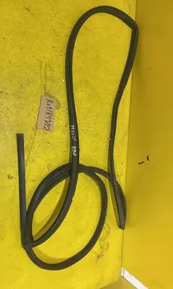Ford Fiesta Rubber seal loading door RZ1R11P2