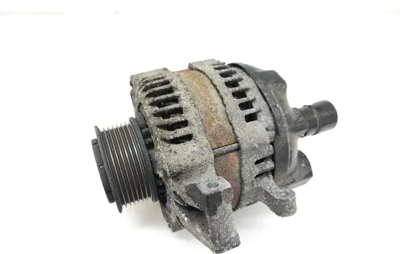 Honda CR-V Generator/alternator 1042104860 CSD86