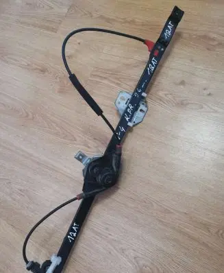 Volkswagen Transporter - Caravelle T4 Front door manual window regulator 701837501F
