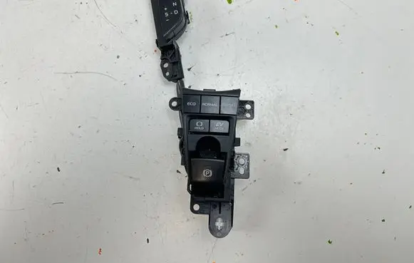 Toyota Camry VIII XV70 A set of switches 75K150 76K721
