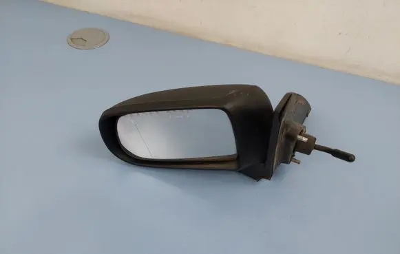 Mazda 323 F Front door electric wing mirror E11015471 E11025471