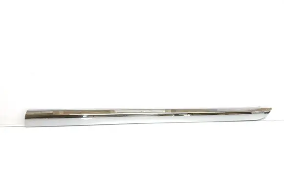 Nissan Leaf II (ZE1) Front door trim (molding) KE7605S05C