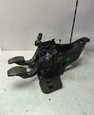 Fiat Punto (188) Pedal assembly 3801880059