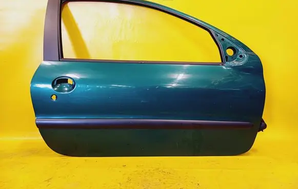 Peugeot 206 Front door 