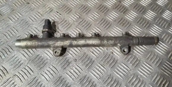 Renault Laguna II Fuel main line pipe 8200347176 0445214024 0281002522