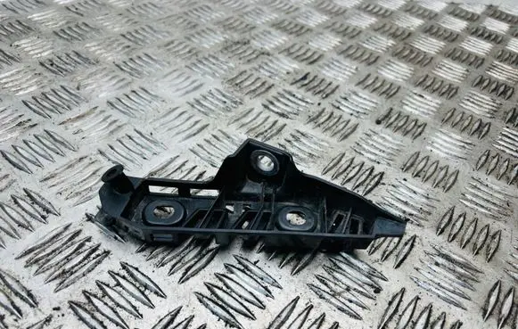 Volkswagen PASSAT B8 Front bumper mounting bracket 3G0807049