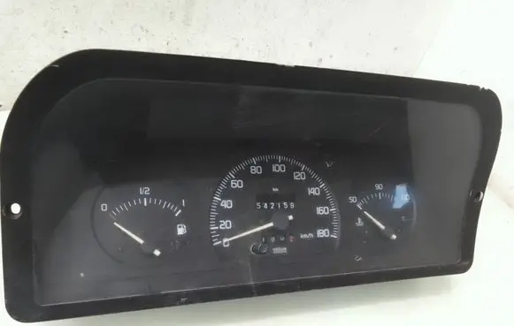 Speedometer (instrument cluster)