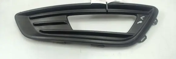 Ford Focus Front bumper lower grill F1EB15A299A