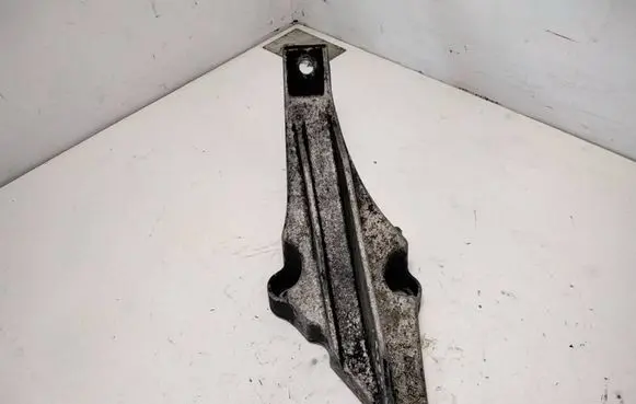 BMW 5 E39 Engine mounting bracket 1092425