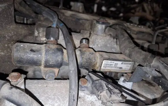 Fuel main line pipe