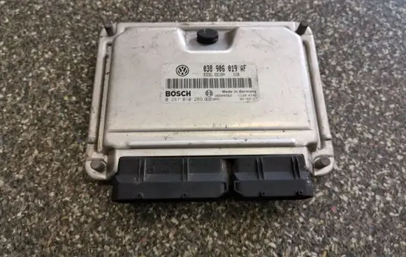 Skoda Fabia Mk1 (6Y) Engine control unit/module 0281010289 038906019AF