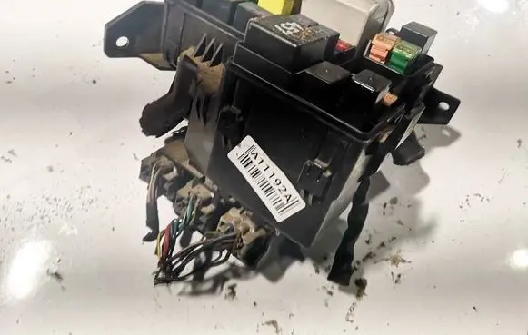 Mitsubishi Grandis Fuse box set 