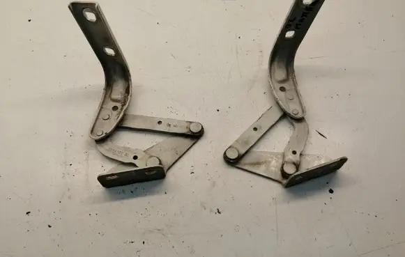 Renault Master II Engine bonnet/hood hinges 352479 352478