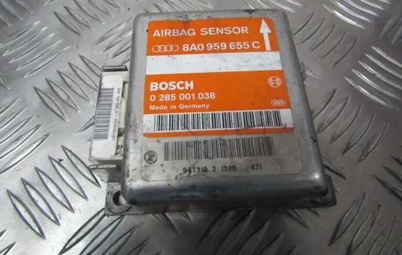 Audi A4 S4 B5 8D Airbag control unit/module 8A0959655C 0285001038