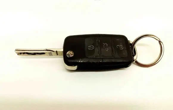 Skoda Octavia Mk2 (1Z) Ignition key/card 
