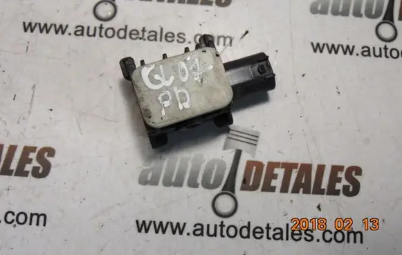 Mercedes-Benz GL X164 Airbag deployment crash/impact sensor A0038202926
