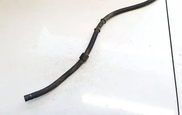 Volkswagen PASSAT B4 Engine coolant pipe/hose