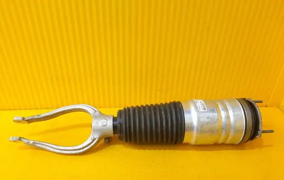 Maserati Levante Front shock absorber/damper 06702193560 8K01411279