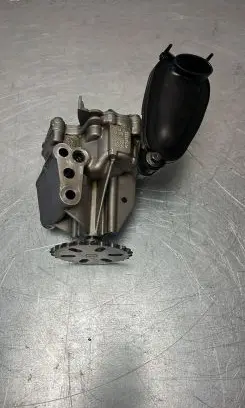 Renault Trafic III (X82) Oil pump 150001650R