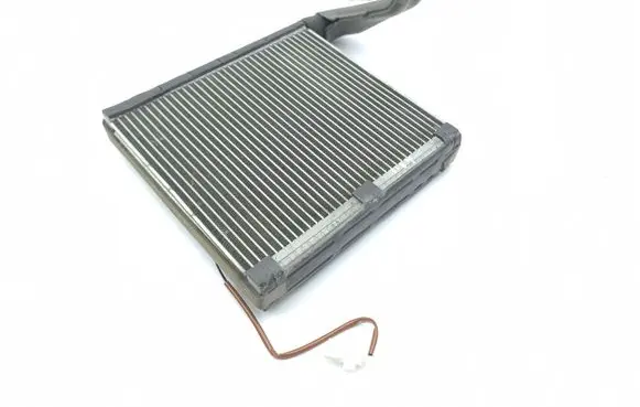 Mazda CX-5 Air conditioning (A/C) radiator (interior) 