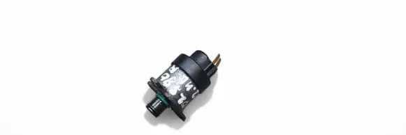 Volvo S80 Fuel pressure regulator 
