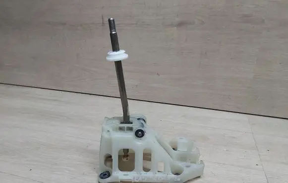 Toyota Corolla E140 E150 Gear shifter/selector E15LEWAREK5B