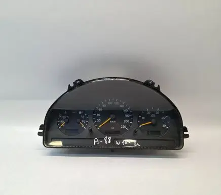 Speedometer (instrument cluster)