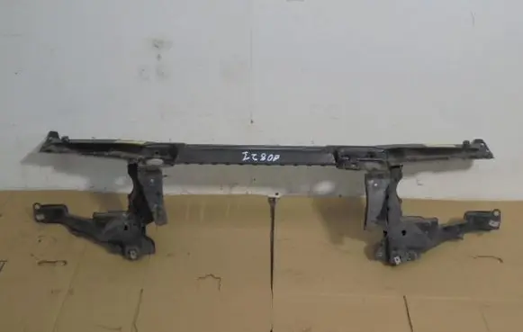 BMW X5 E53 Radiator support slam panel