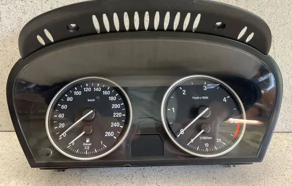 BMW 5 E60 E61 Speedometer (instrument cluster) 62109194889 64049890 1100803980