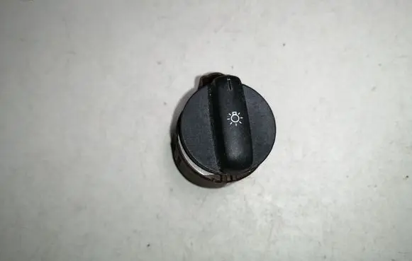 BMW 5 E39 Light switch 8363684 549392022
