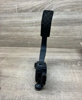 Audi A5 8T 8F Accelerator throttle pedal 8K1721523A 6PV00950520