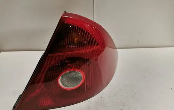 Ford Mondeo Mk III Rear/tail lights 9EL171558