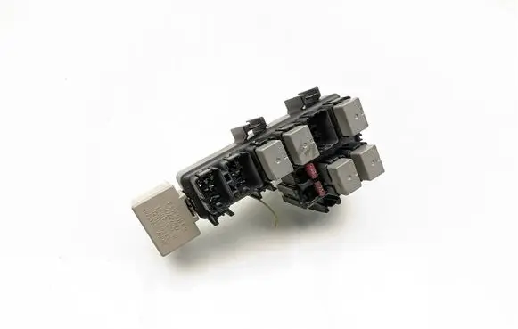 Subaru Impreza II Fuse box set E11020100