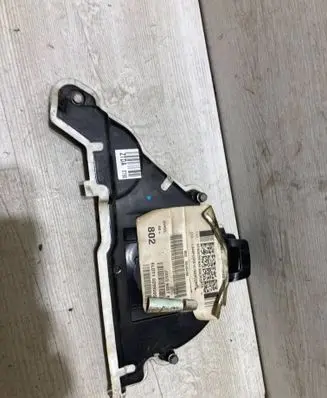 Ford Focus Timing belt guard (cover) 9824675280