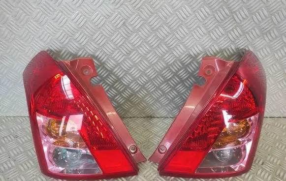 Suzuki Swift I Rear/tail lights