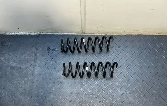 BMW 5 F10 F11 Front coil spring