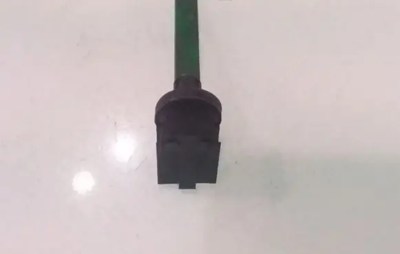 Volkswagen PASSAT B5 Interior temperature sensor 4B0820539