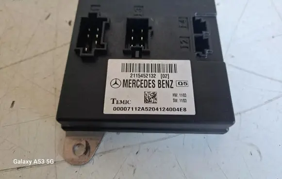 Mercedes-Benz E W211 Comfort/convenience module 2115452132