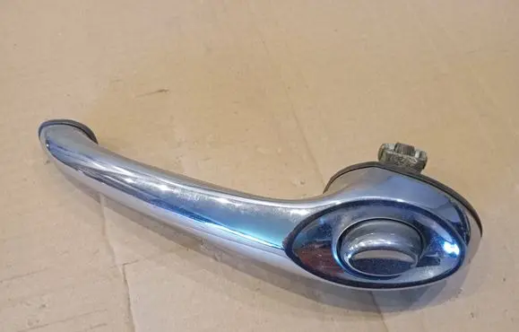 Chrysler PT Cruiser Front door exterior handle 585712