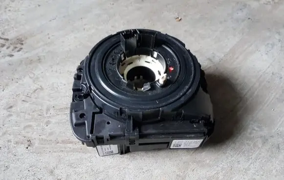 BMW 3 E90 E91 Passenger airbag on/off switch 