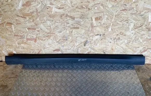 Citroen C3 Aircross Sill/side skirt trim 13473612